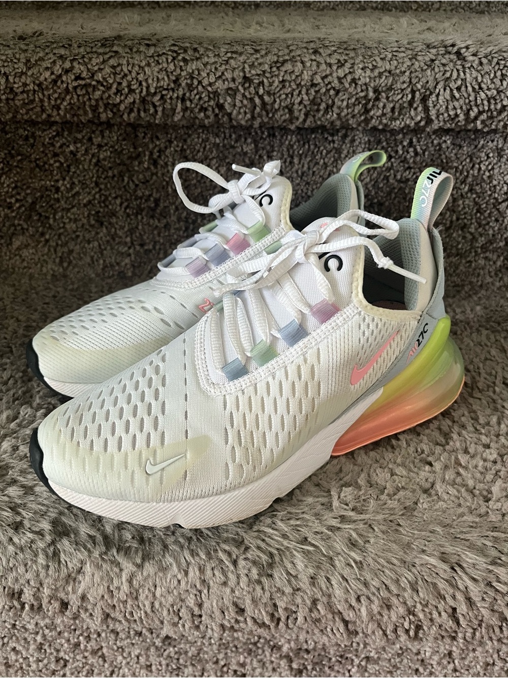 Nike Air Max 270 Youth Athletic Shoes - White Artic Punch - Pastel - 5.5Y